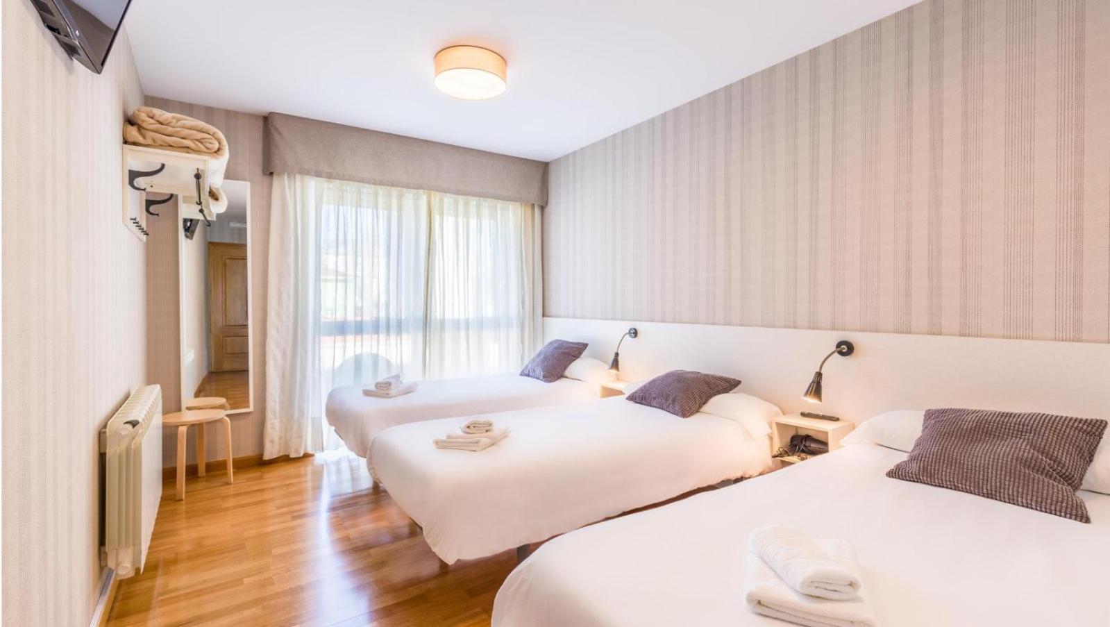 Pension 9 De Abril O Pedrouzo Chambre photo
